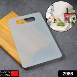 White Thick/Long Lasting BPA Free Kitchen Chopping Boards Cutting Board Plastic with Handle for Regular Use.